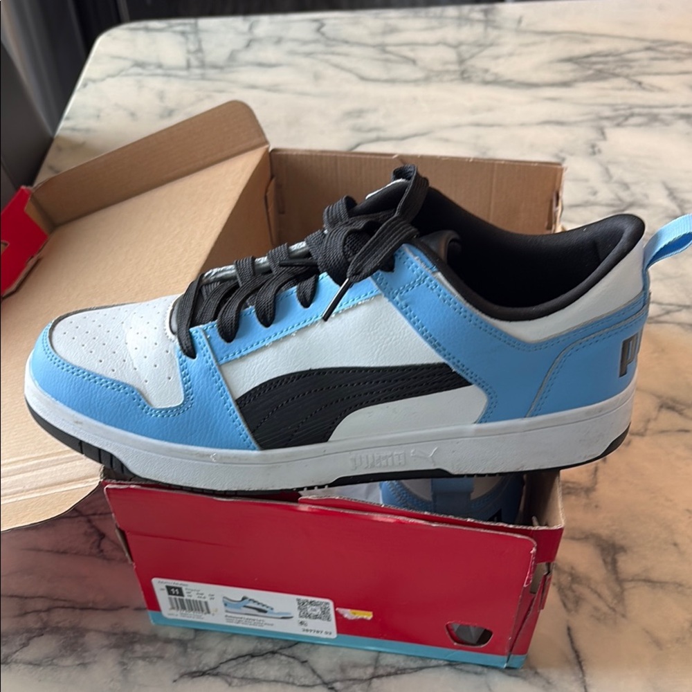 Puma Blue and Black Athletic Shoes